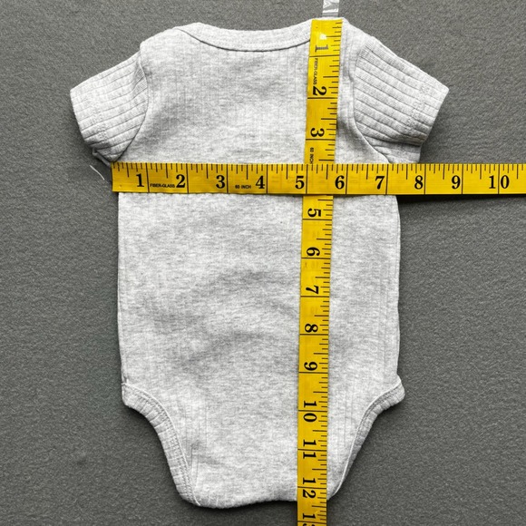 Hello Kitty Baby Bodysuit Gray 3M Puff Graphic Red Bow Sanrio Cotton Blend - Picture 4 of 6